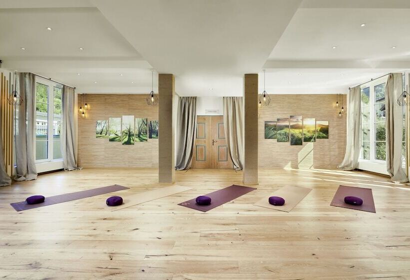 호텔 Das Alpenhaus Gasteinertal