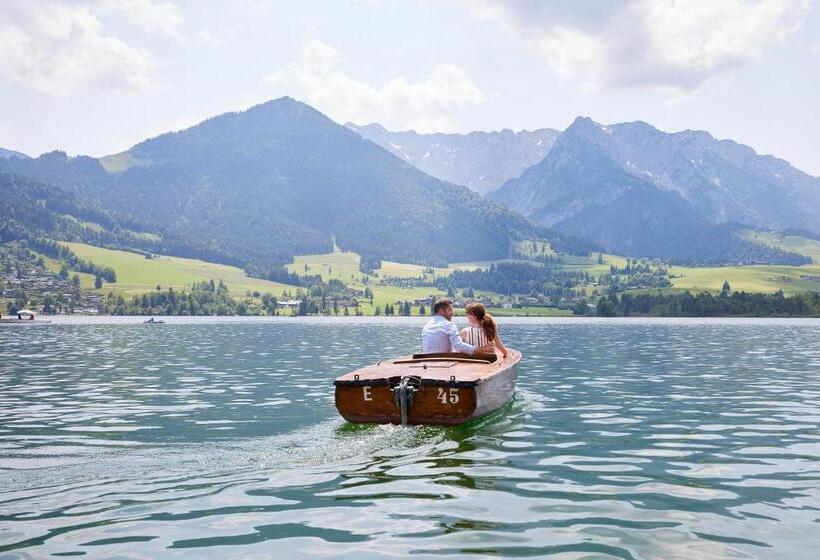 בית מלון כפרי Das Walchsee Aktivresort