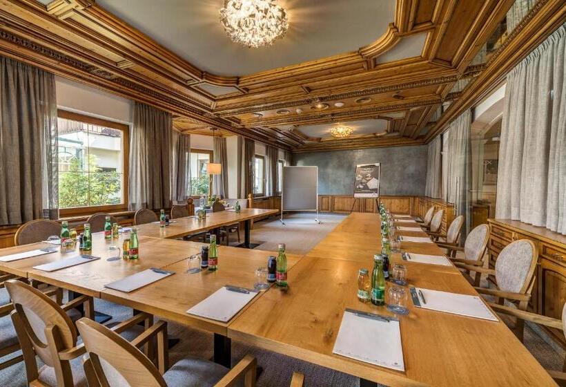 בית מלון כפרי Das Walchsee Aktivresort