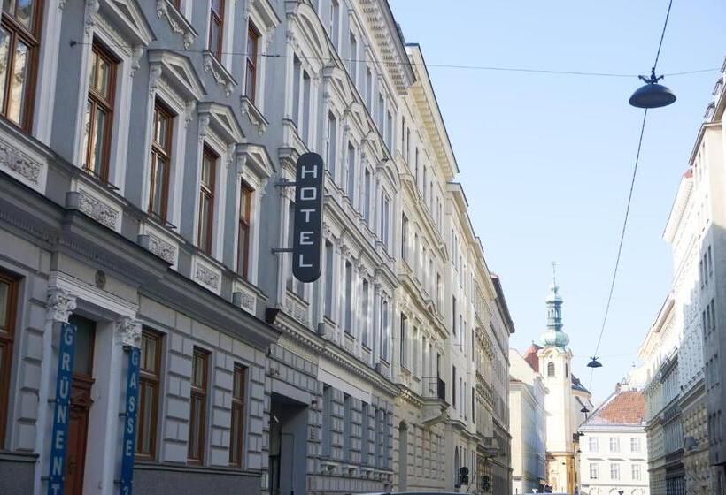 هتل Deutschmeister