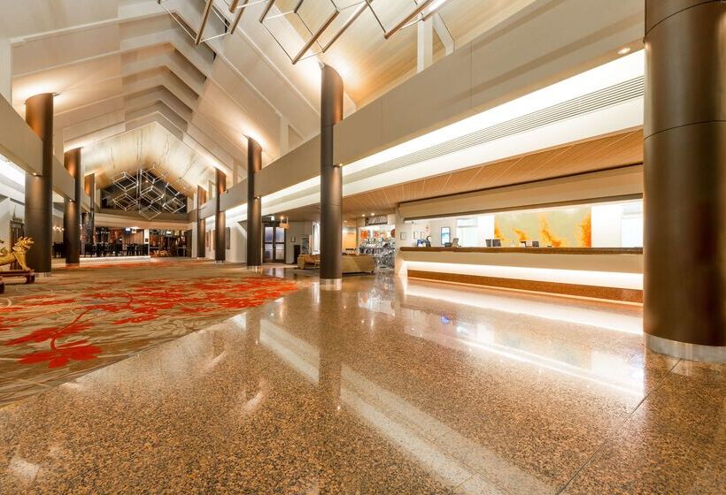 هتل Doubletree By Hilton Alice Springs