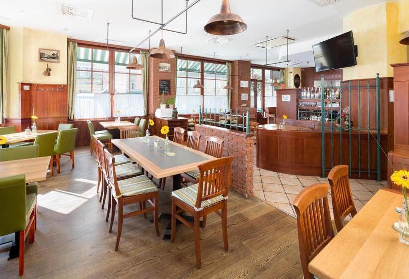 هتل Erzherzog Rainer