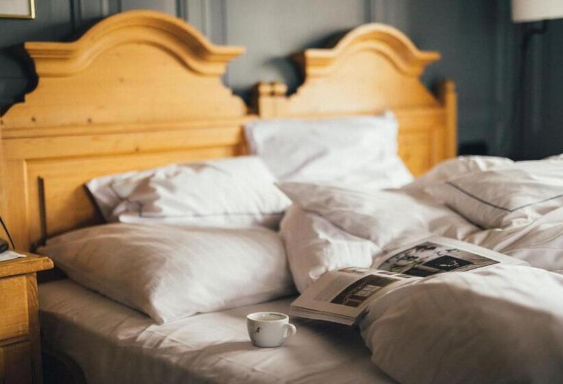 Hirschen   Fine Hotel, Restaurant & Spa