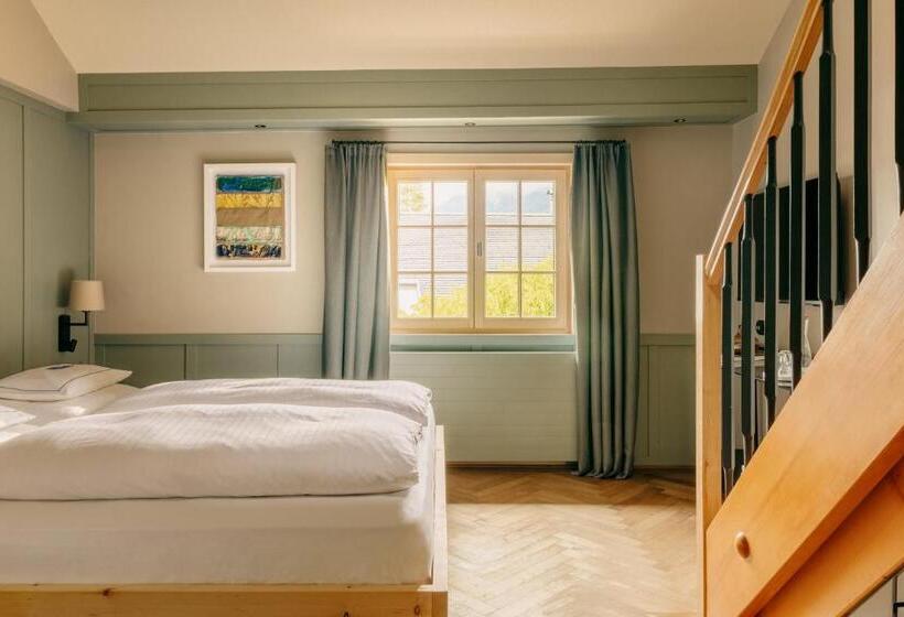 Hirschen   Fine Hotel, Restaurant & Spa