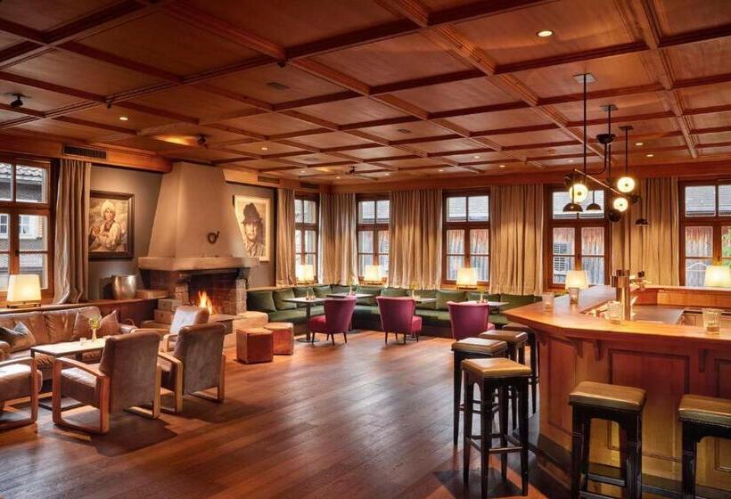 Hirschen   Fine Hotel, Restaurant & Spa