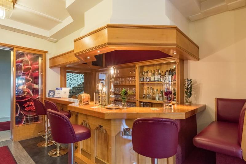 هتل Germania Gastein   Ganzjährig Inklusive Alpentherme Gastein & Sommersaison Inklusive Gasteiner Bergb