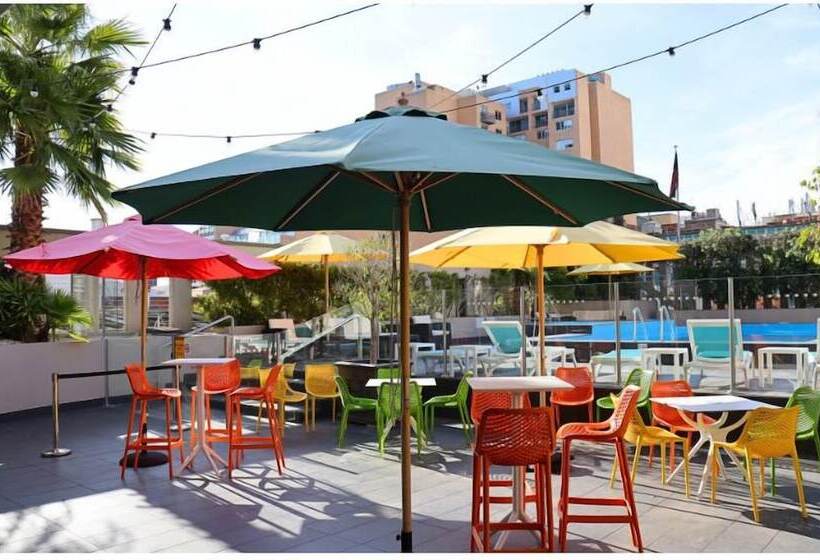 فندق Grand Chancellor Adelaide