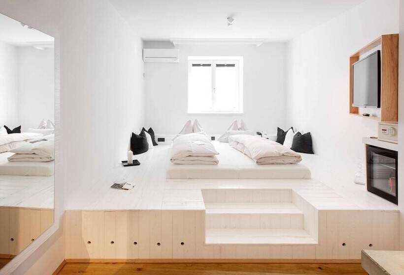 فندق Grand Hôtel Wiesler   Centre Of Graz