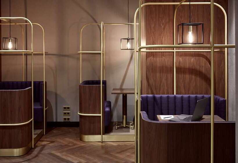 هتل Hilton Vienna Park