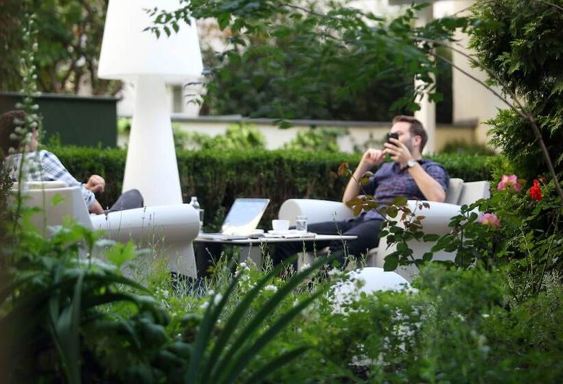 هتل Holiday Inn Vienna City, An Ihg