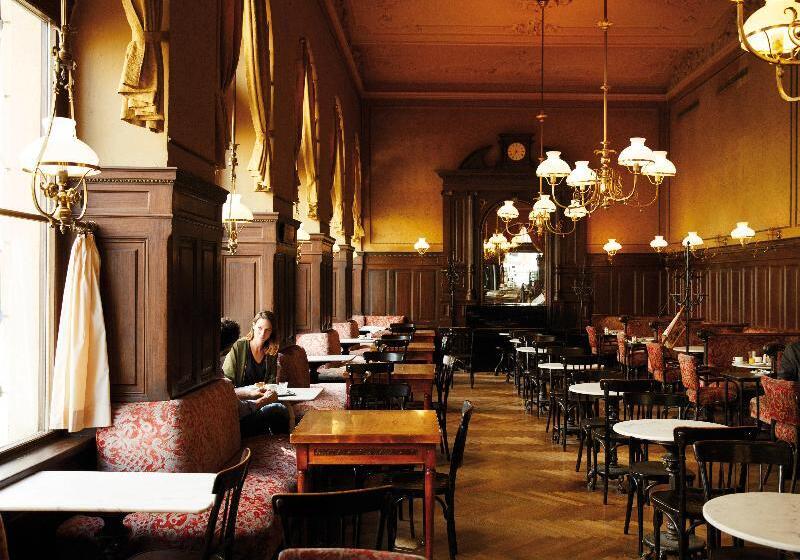 هتل Holiday Inn Vienna City, An Ihg