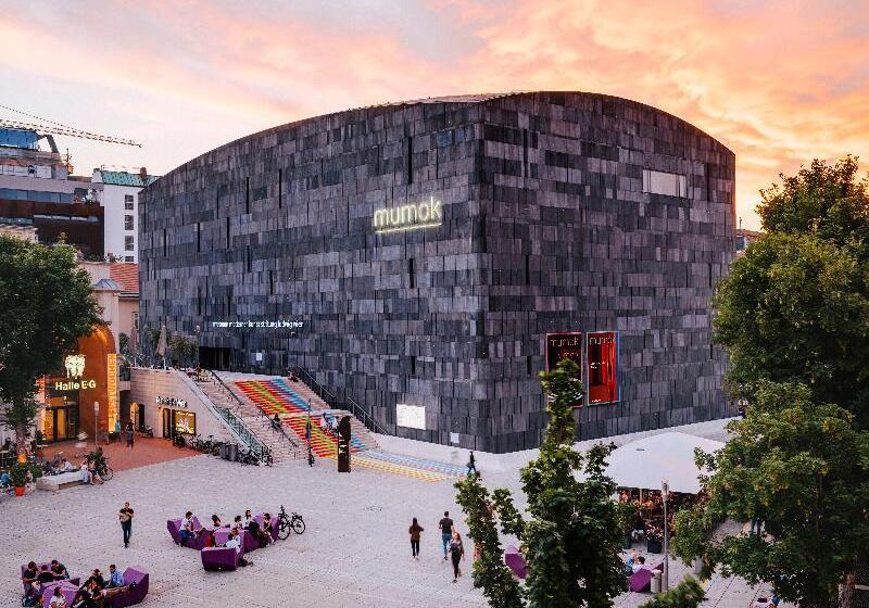 هتل Holiday Inn Vienna City, An Ihg