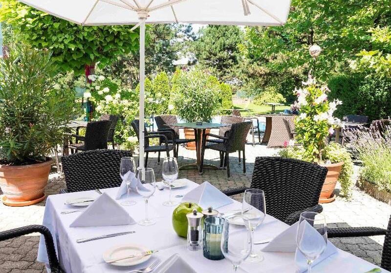 בית מלון כפרי Ibis Styles Linz