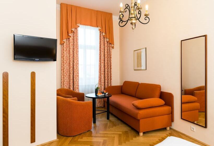 هتل Johann Strauss