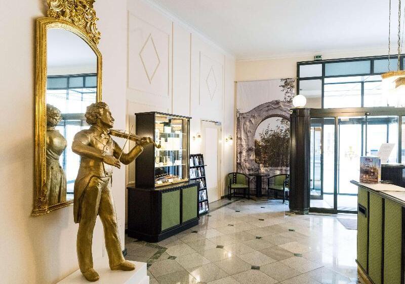 هتل Johann Strauss