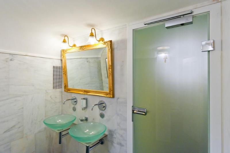 هتل Johann Strauss