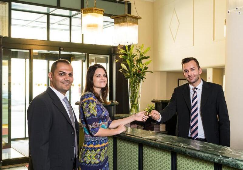 هتل Johann Strauss