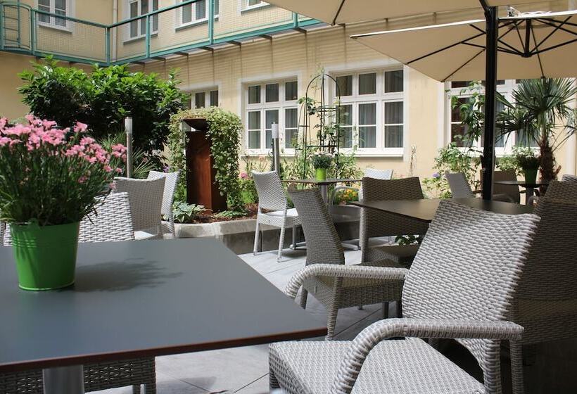 هتل Josefshof Am Rathaus