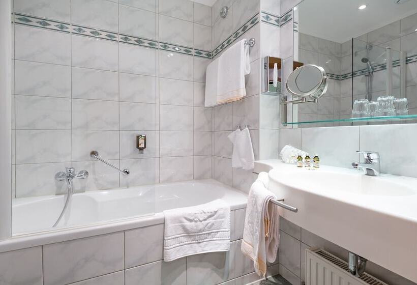 هتل Kaiserhof Wien