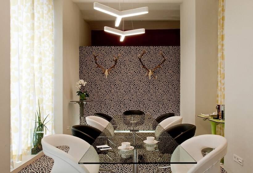 호텔 Konig Von Ungarn