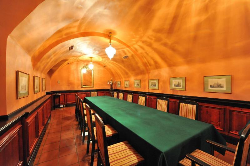 호텔 Konig Von Ungarn