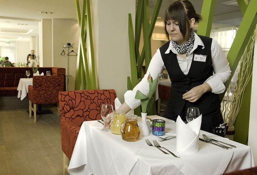 هتل Krainerhütte