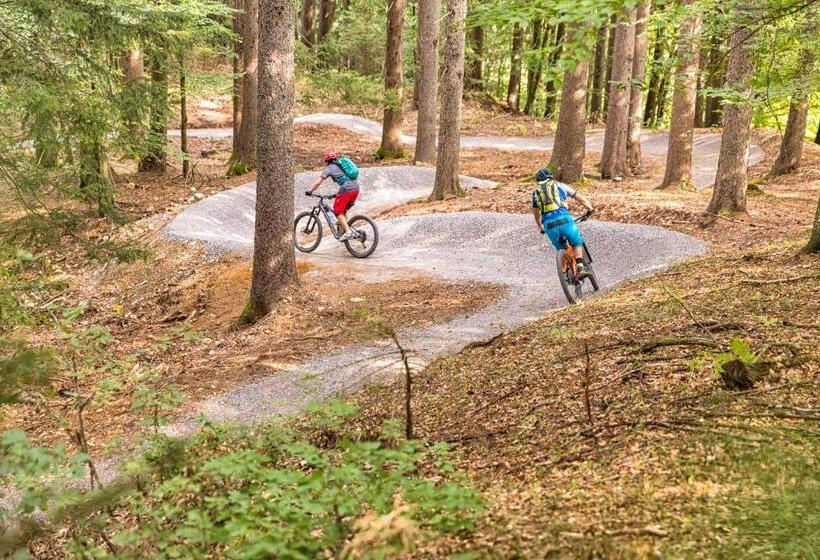 فندق Landhof Zum Waidegger Wirt