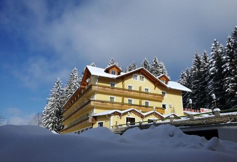 فندق Liebesnesterl Bergwirt   Boutique