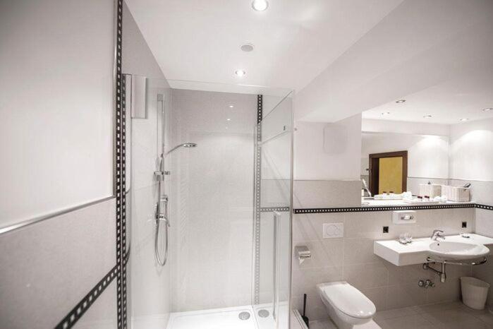 هتل Maria Theresia