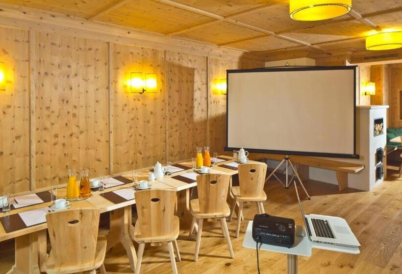 Отель Maximilian  Stadthaus Penz