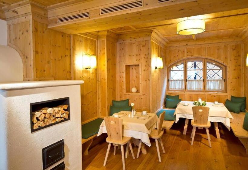 Отель Maximilian  Stadthaus Penz