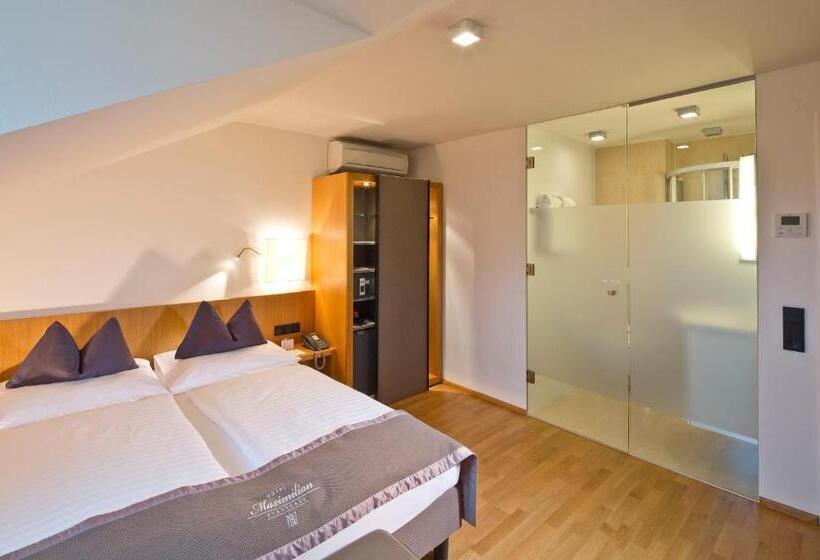 Отель Maximilian  Stadthaus Penz