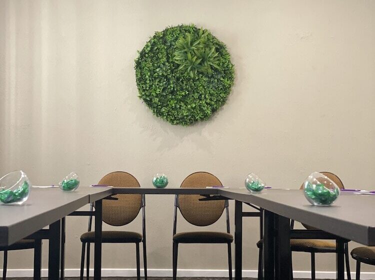 هتل Mercure Albury