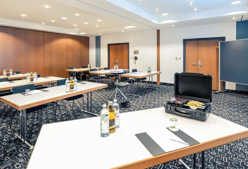 هتل Mercure Wien Westbahnhof