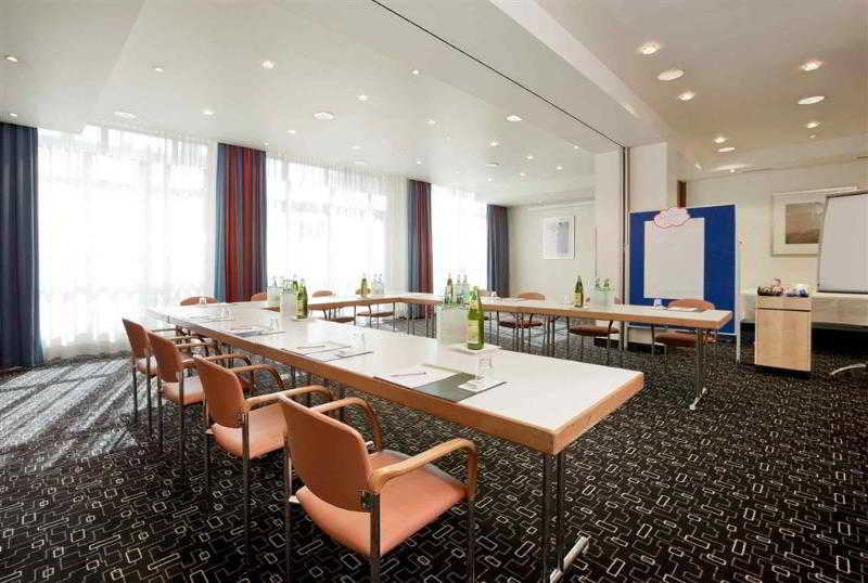 هتل Mercure Wien Westbahnhof