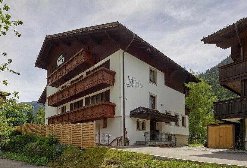酒店 Monika & Montafon Chalets
