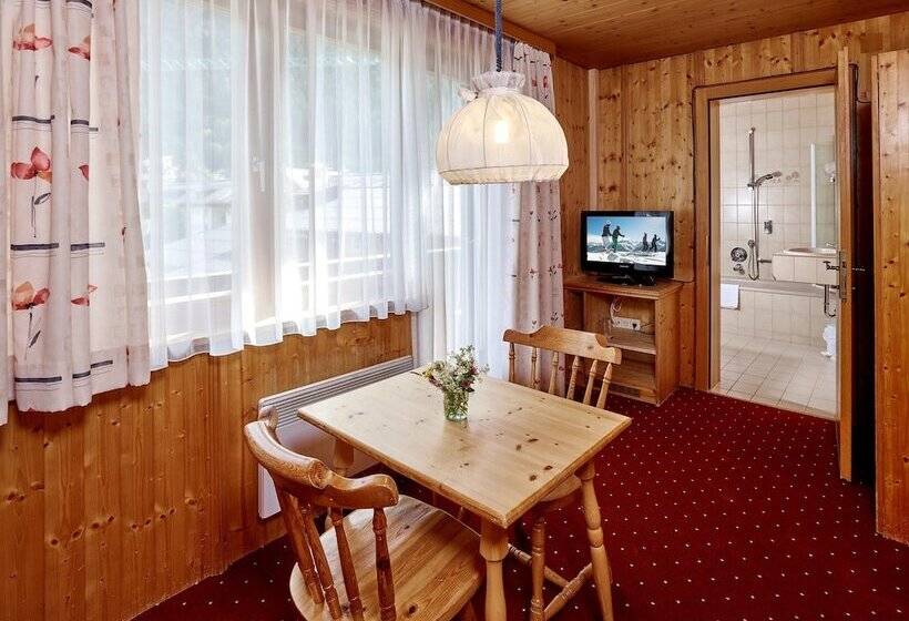 酒店 Monika & Montafon Chalets