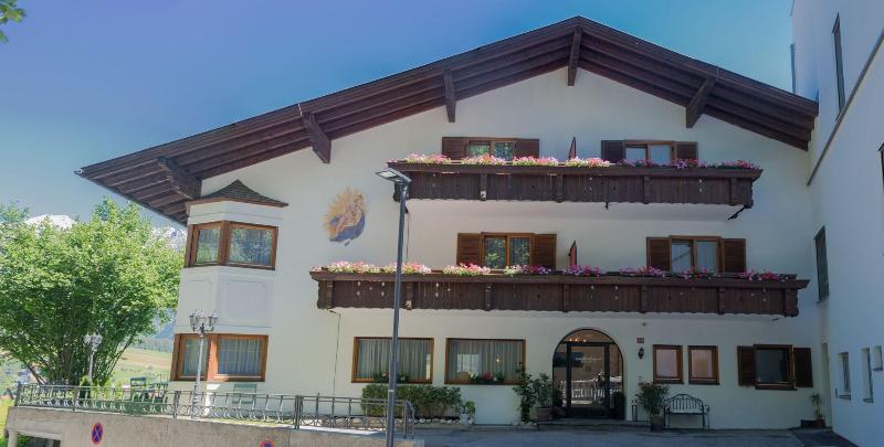 Отель Muttererhof