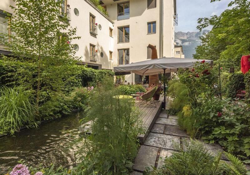 ホテル Nala Individuell