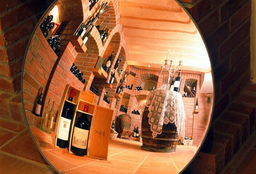 호텔 Neue Post I Self Check In