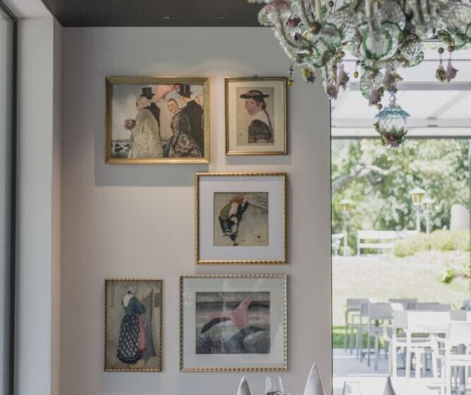 ホテル Neuhaus Zillertal Resort