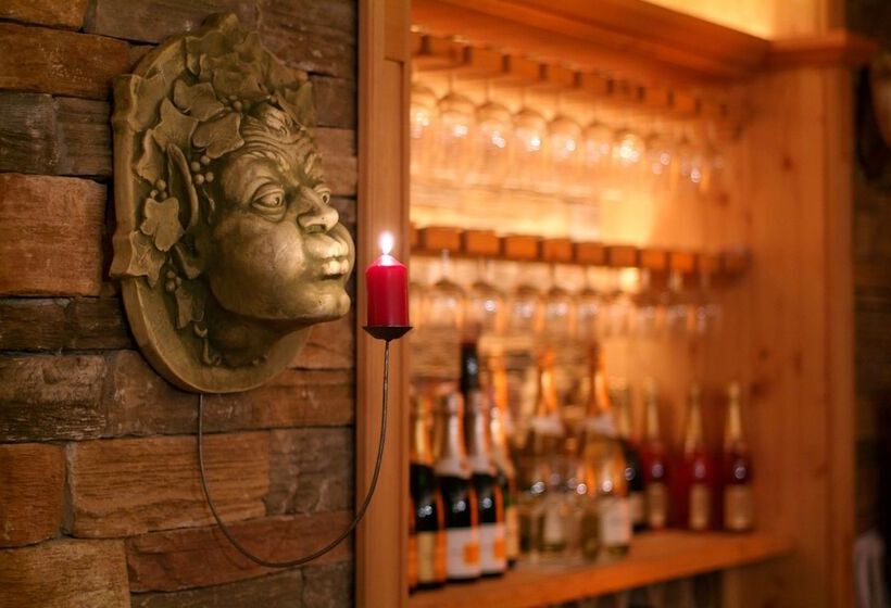 Norica   Thermenhotels Gastein Mit Dem Bademantel Direkt In Die Therme