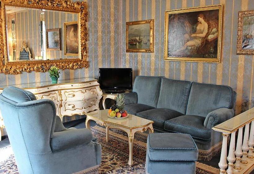 Отель Palais Porcia