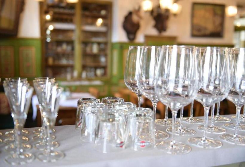 فندق Post Karlon