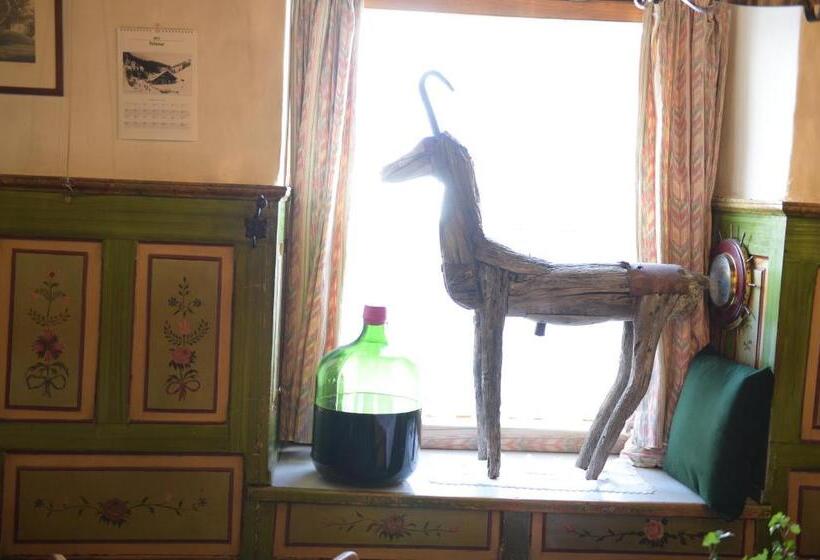 فندق Post Karlon