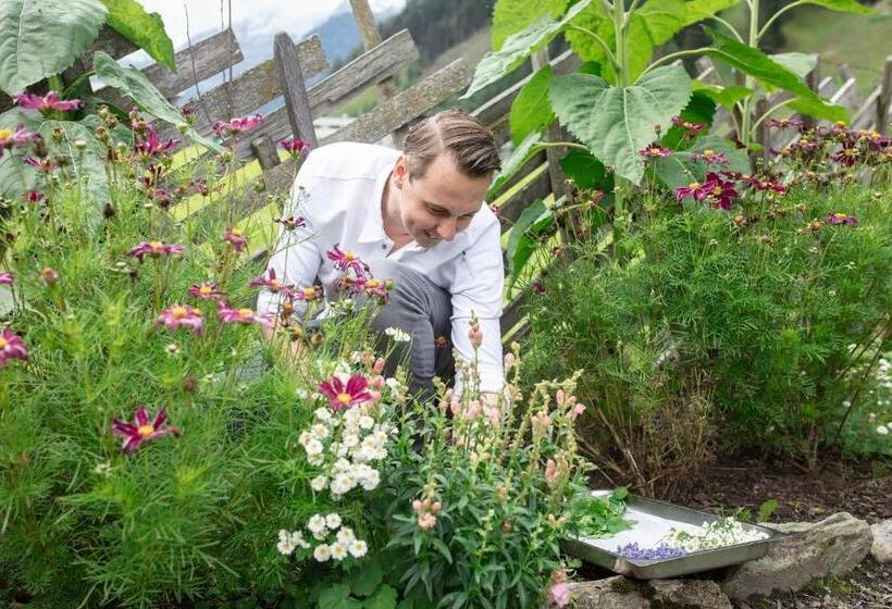 هتل Rauriserhof 4 Sterne Superior