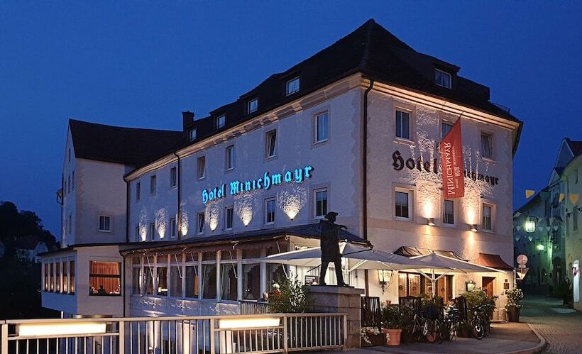 ホテル Restaurant Minichmayr