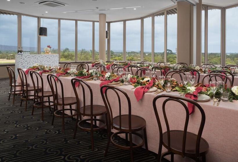 호텔 Rydges South Park Adelaide