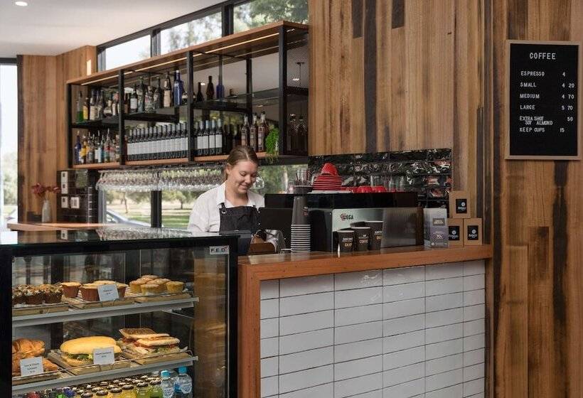 هتل Rydges South Park Adelaide