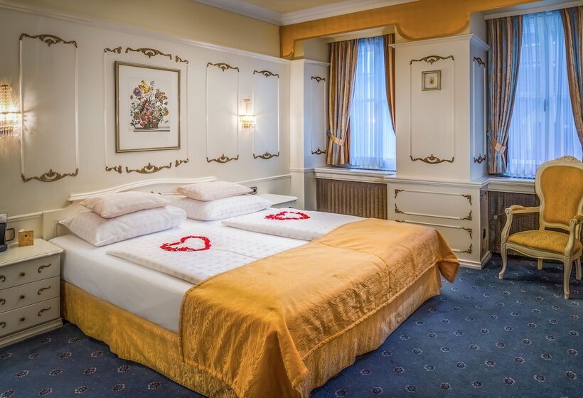 Schlosshotel Römischer Kaiser